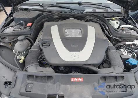 2011 Mercedes-Benz C 300 Luxury/Sport z USA, uszkodzony, nr VIN WDDGF5EB4BA459104